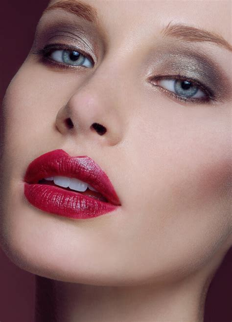 Discover the Magic of Luxurious Lip Products for a Glamorous Look
